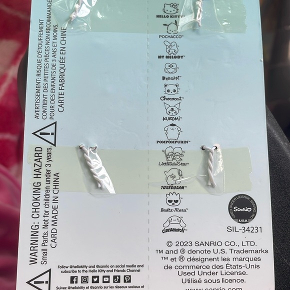 NWT hello kitty keychain Cute Keychain Kawaii Anime Hello Kitty bbf keychain - Picture 2 of 2